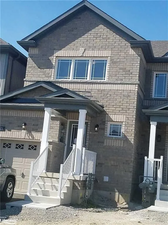 3 bed, $2,350 — Photo 1