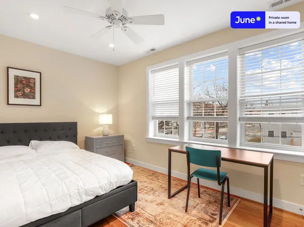 1845 Burke St SE #C, Washington, DC 20003