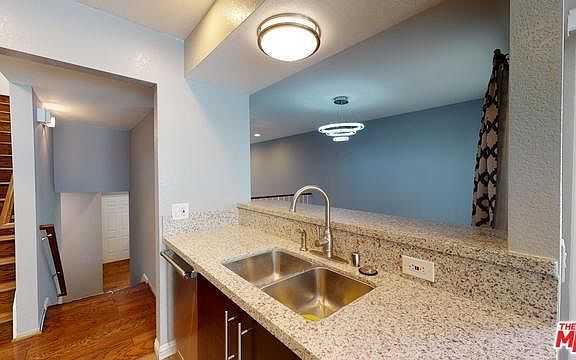 4th image of 5455 Sylmar Ave APT 1102