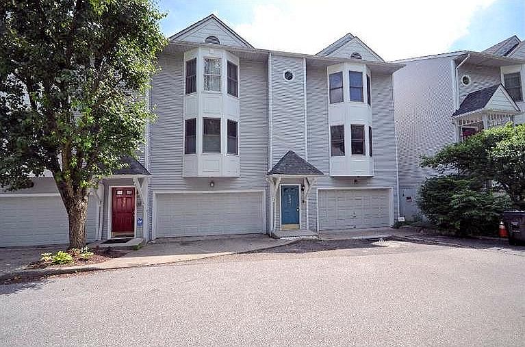 1st image of 233 Hastings St
