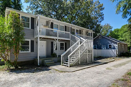920 King St Photo 1