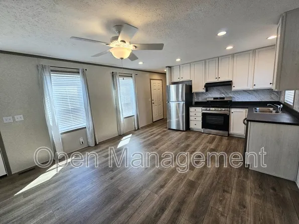 700 S 12th St Lot 268, Bismarck, ND 58504