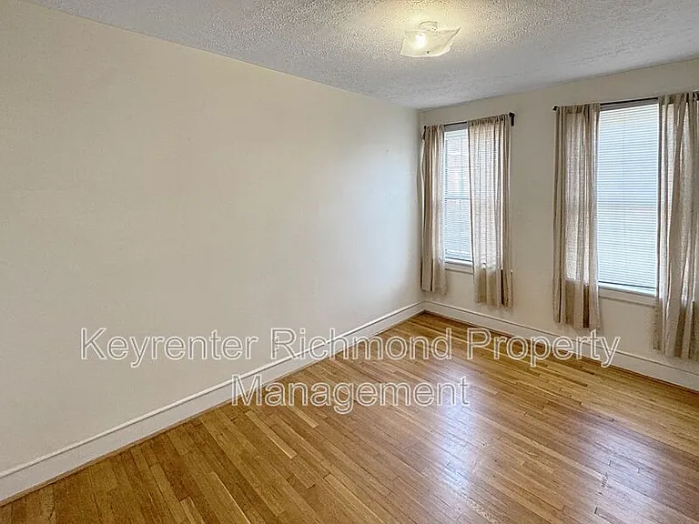 210 N Stafford Ave #27 — Photo 6