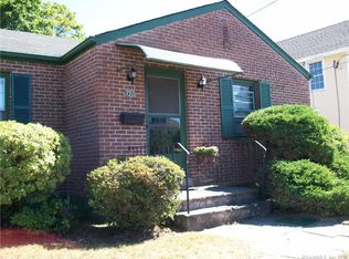792 Montauk Ave, New London, CT 06320