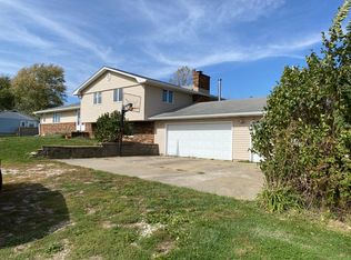 21219 W Smithville Rd, Trivoli, IL 61569