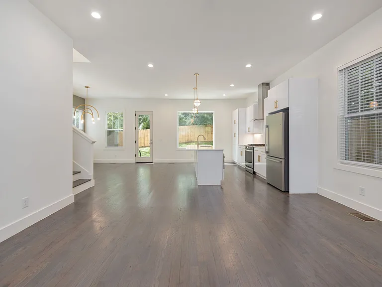 507B Southern Turf Dr — Photo 3