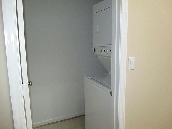 5th image of 7502 Ashby Ln Unit K
