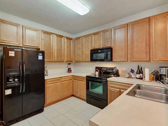5th image of 4935 Islamorada Ln #208