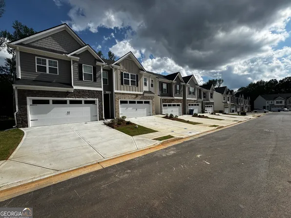 319 Elgin Dr, Lawrenceville, GA 30045