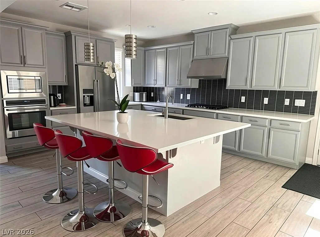 4 bed, 3.0 bath, 3120 sqft, $3,500 — Photo 2
