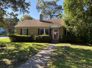 141 E 57th St, Savannah, GA 31405