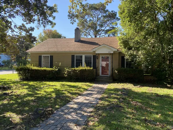 141 E 57th St, Savannah, GA 31405