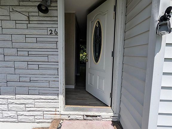 4th image of 26 Stony Run Rd