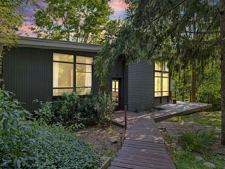 3954 N Ellamae Rd — Photo 5
