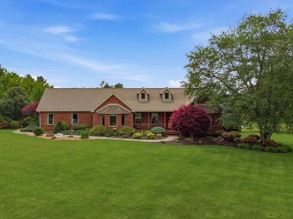 1555 Burnison Rd, Mansfield, OH 44903
