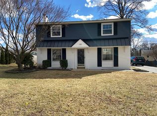 183 Wentworth Ln, Bryn Mawr, PA 19010