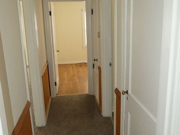 3rd image of 100 Lodge Rd