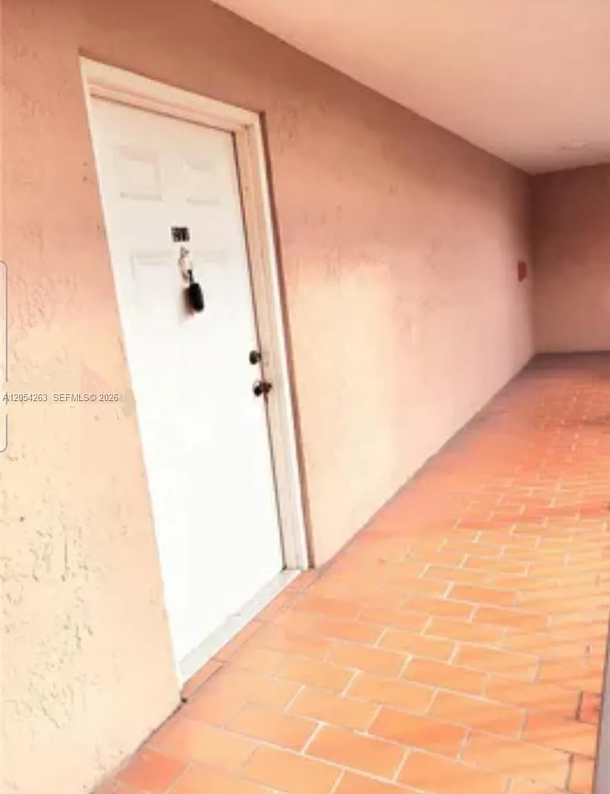El Pueblo De Vera Condo — Photo 4