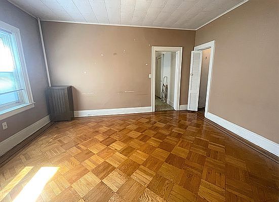 4th image of 22-44 37th St #1