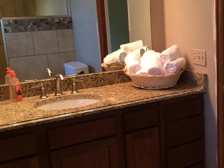 MASTER BATH VANITY WITH GRANITE TOP