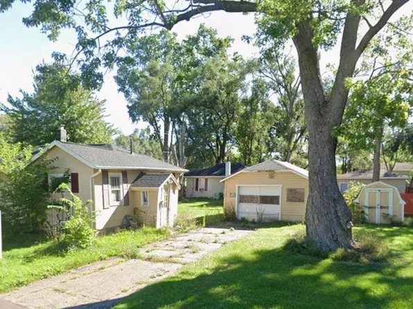 7204 E Michigan Ave, Kalamazoo, MI 49048