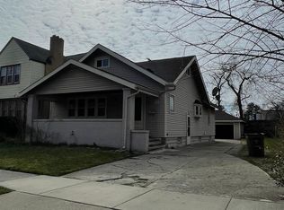 17 Osceola Dr, Pontiac, MI 48341