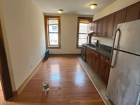 2nd image of 426 E 22nd St #2B