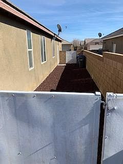 4th image of 45533 2nd St E