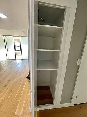 Rented by Olympia House Delaware LP | media 151