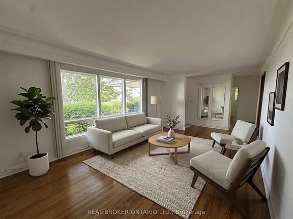 3rd image of 67 Lakeside Dr