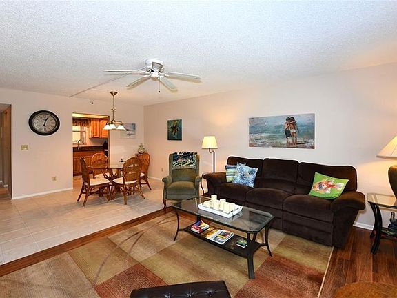 5th image of 1540 Glen Oaks Dr E #B-132