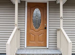 6 Magill Ave, Troy, NY 12180