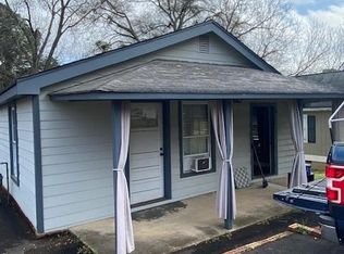 140 Line St, Buford, GA 30518