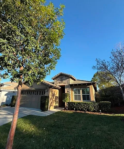 9133 Espinosa St — Photo 1