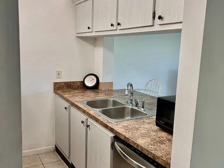 1086 Forest Lakes Dr #305 — Photo 9
