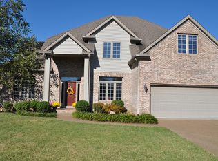 3211 Oak Ridge Ct, Newburgh, IN 47630