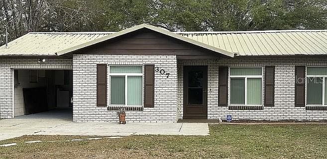 1st image of 307 HONEY BEE LANE