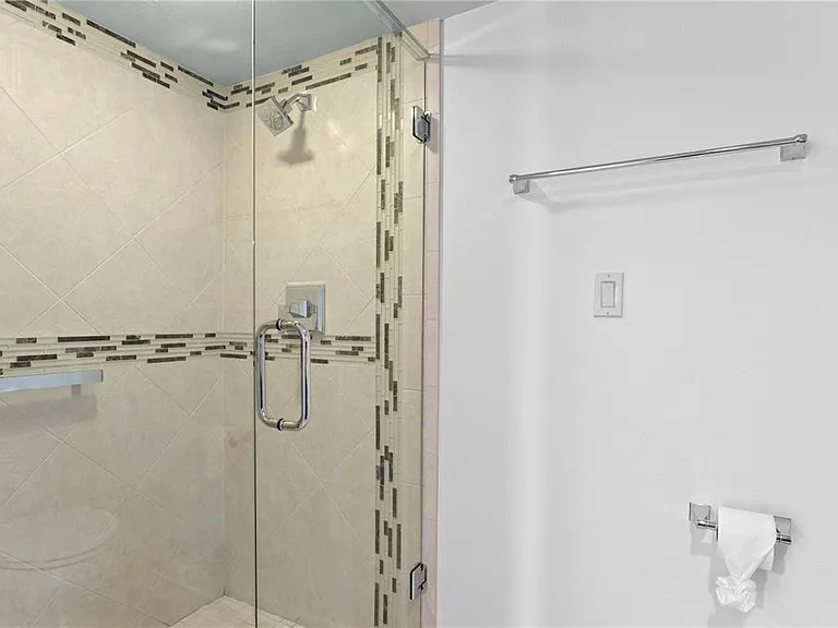 3301 Bayshore Blvd #810A — Photo 38