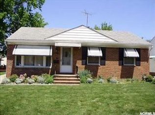 30217 Forest Grove Rd, Willowick, OH 44095