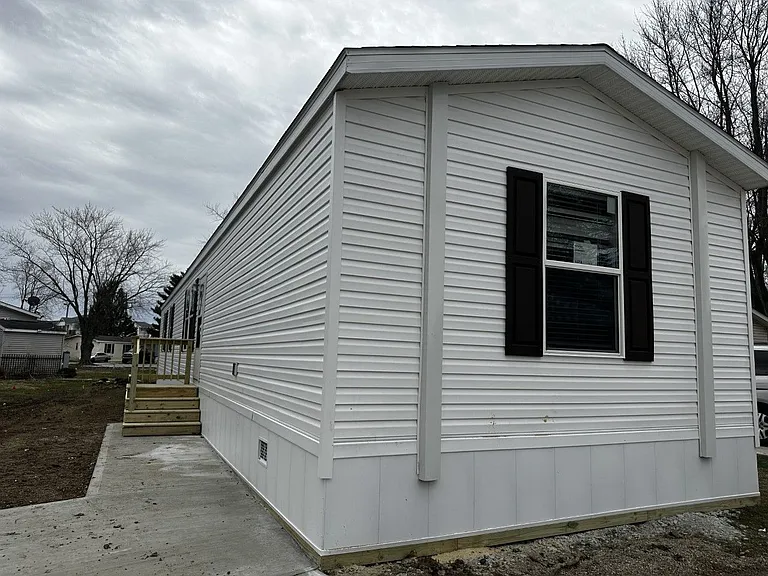 North Glen Village — Photo 7