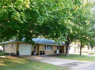 213 N Buchanan St, Monroe, IA 50170