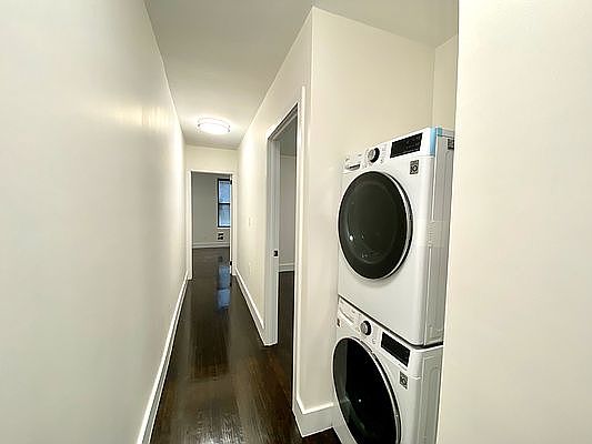 4th image of 2112 Regent Pl #1B