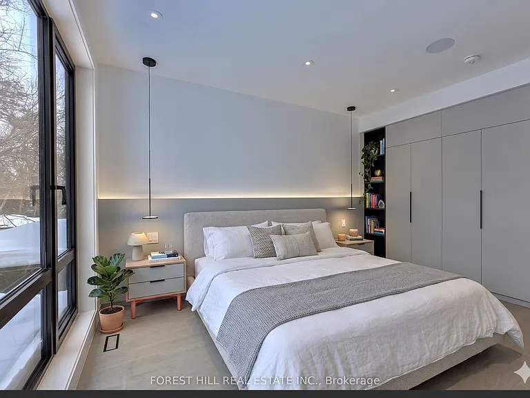 42 Cameron Ave — Photo 20