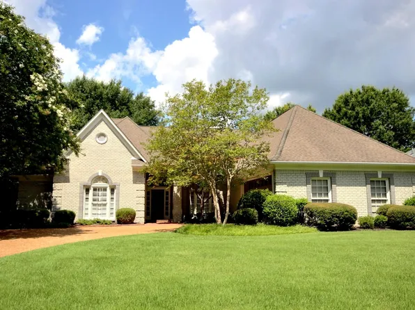 2545 Dibrell Trail Dr, Collierville, TN 38017