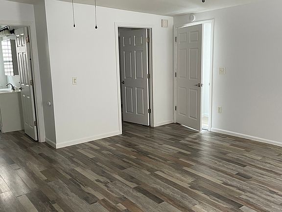 4th image of 57 Paine St APT 2