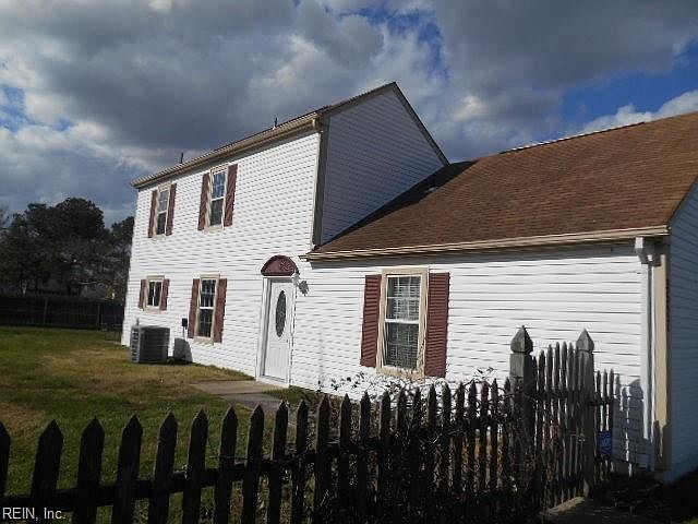 1st image of 3527 Davies Ct