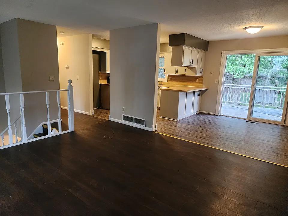 12027 Xeon St NW