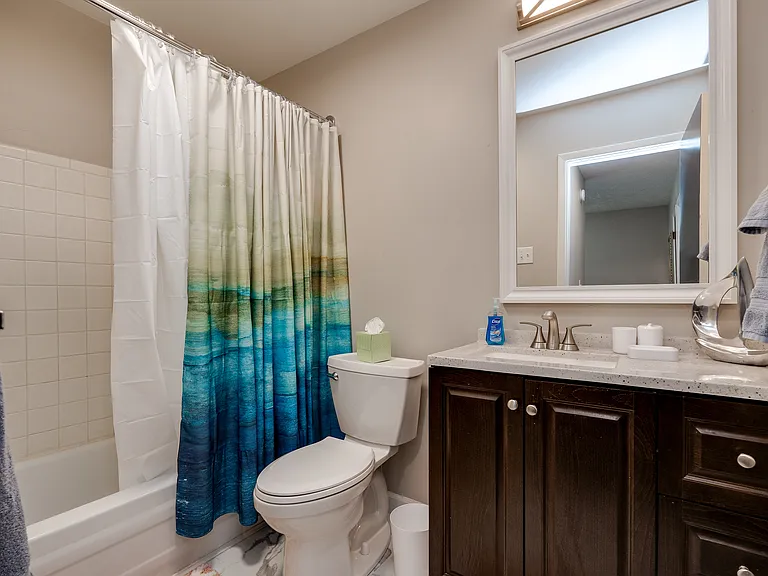827 Wilmington Ave #6 — Photo 7