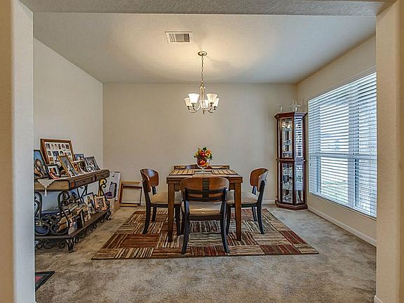 5th image of 14414 Darrah Dr