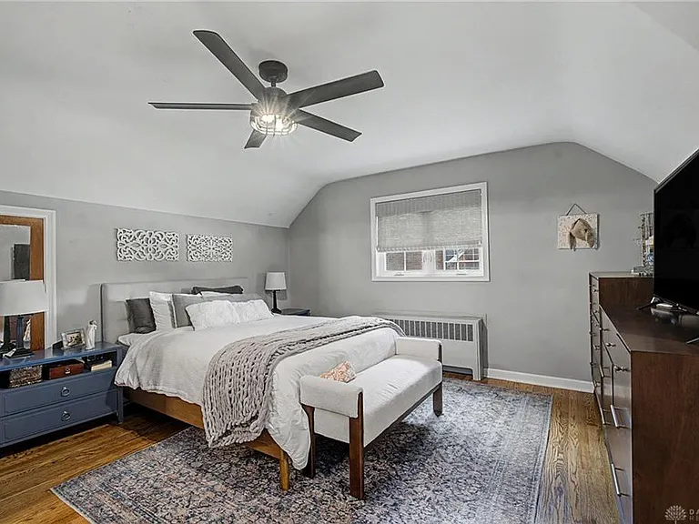 333 Thruston Blvd E — Photo 27